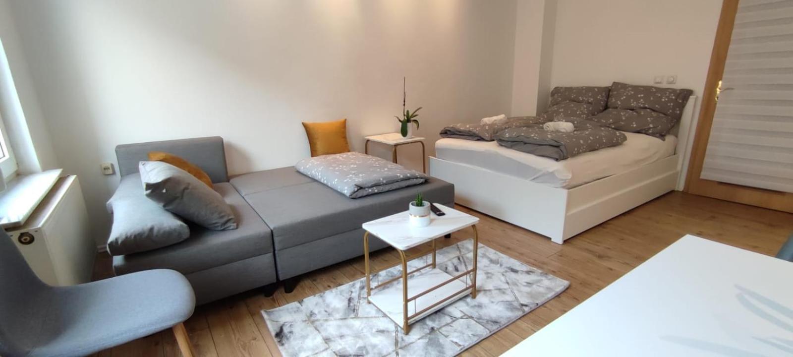 Privatzimmer-2 In Ruhiger Lage 9min Von Hbh Apartment Nuremberg