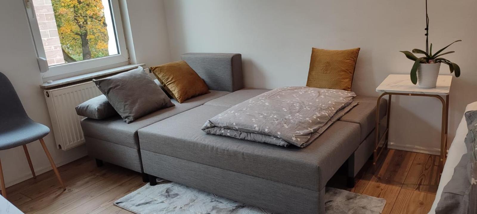 Apartment Privatzimmer-2 In Ruhiger Lage 9min Von Hbh Nuremberg
